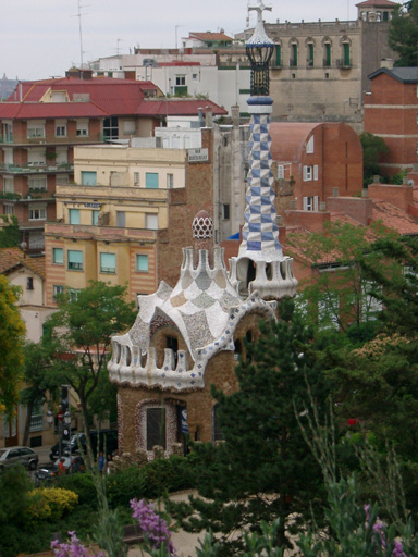 Parq_Guell_Entrance